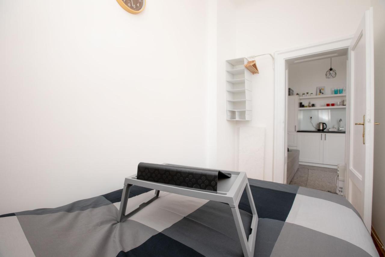 You Will Love It, In Vracar Belgrade Extérieur photo